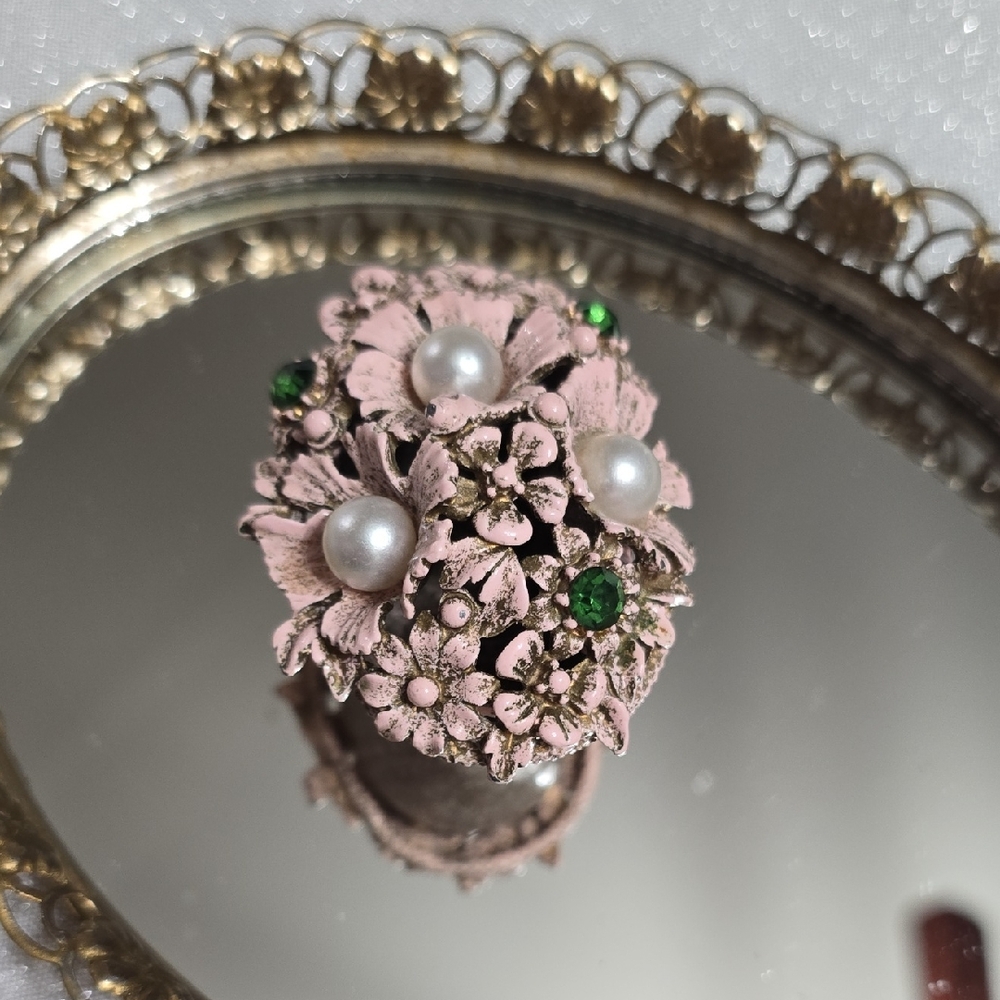 Vintage Florenza Pink Jeweled Floral Basket Trinket Box
